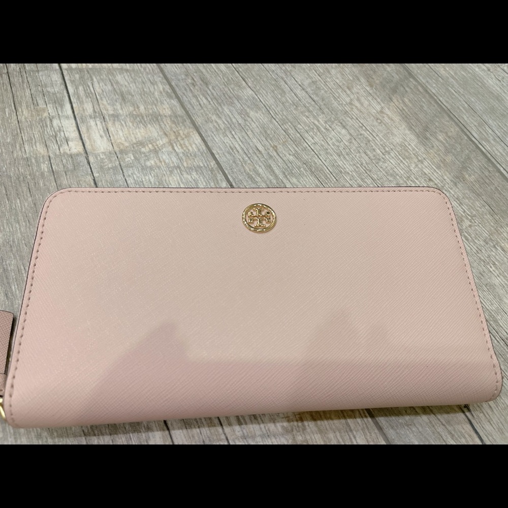 Tory Burch Continental Zip Wallet - NEW